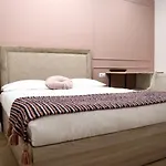 Guest House Dema Vatican Suites